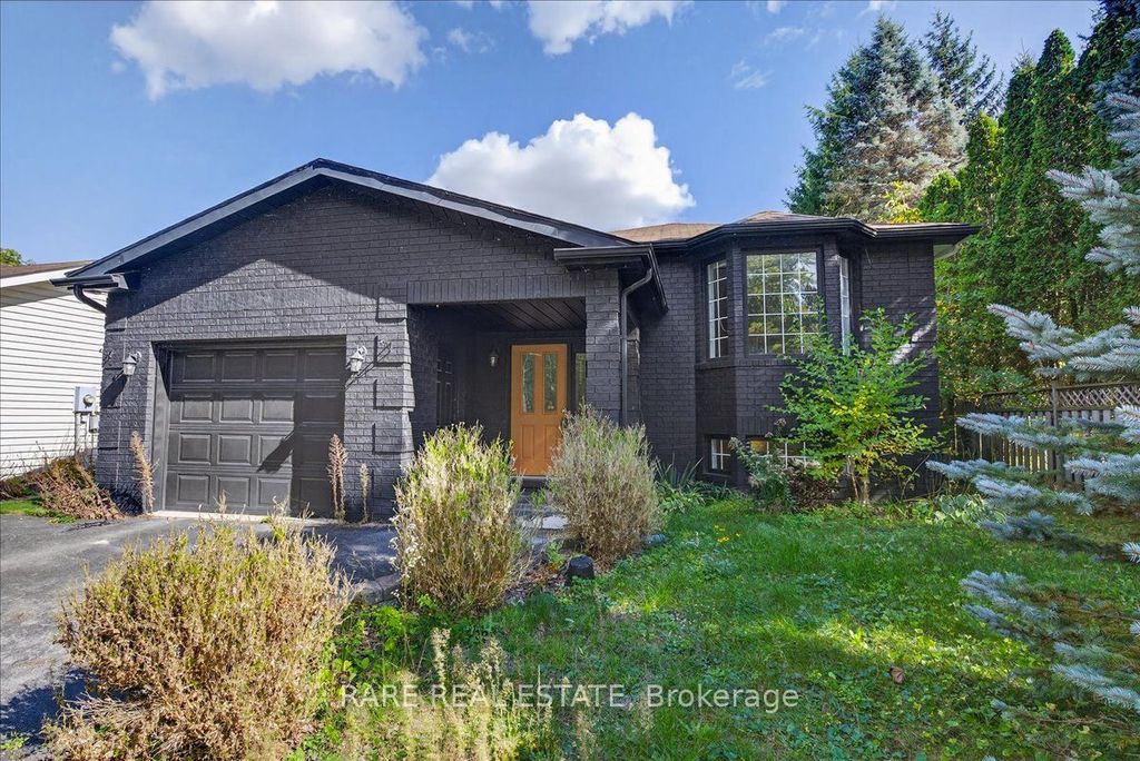 Photo of 51 SMALLMAN Drive, Wasaga Beach, ON L9Z 1L3 (MLS # S12450486)