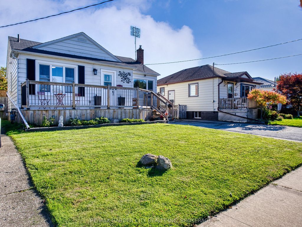 Photo of 31 Bridge Street, St. Catharines, ON L2S 2V7 (MLS # X12457717)