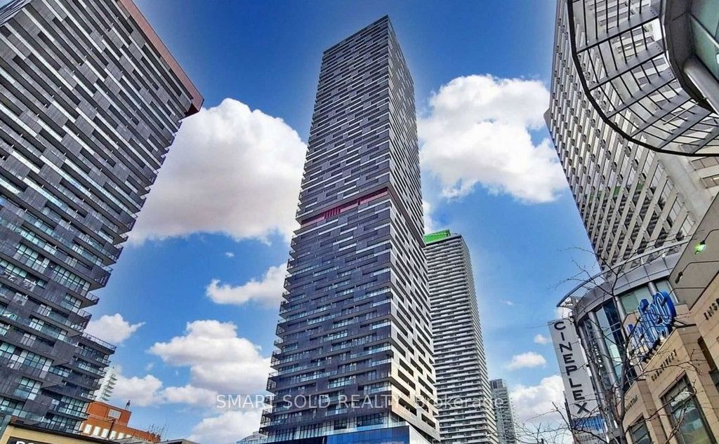 Photo of 8 Eglinton Avenue E #1011, Toronto, ON M4P 0C1 (MLS # C12433679)
