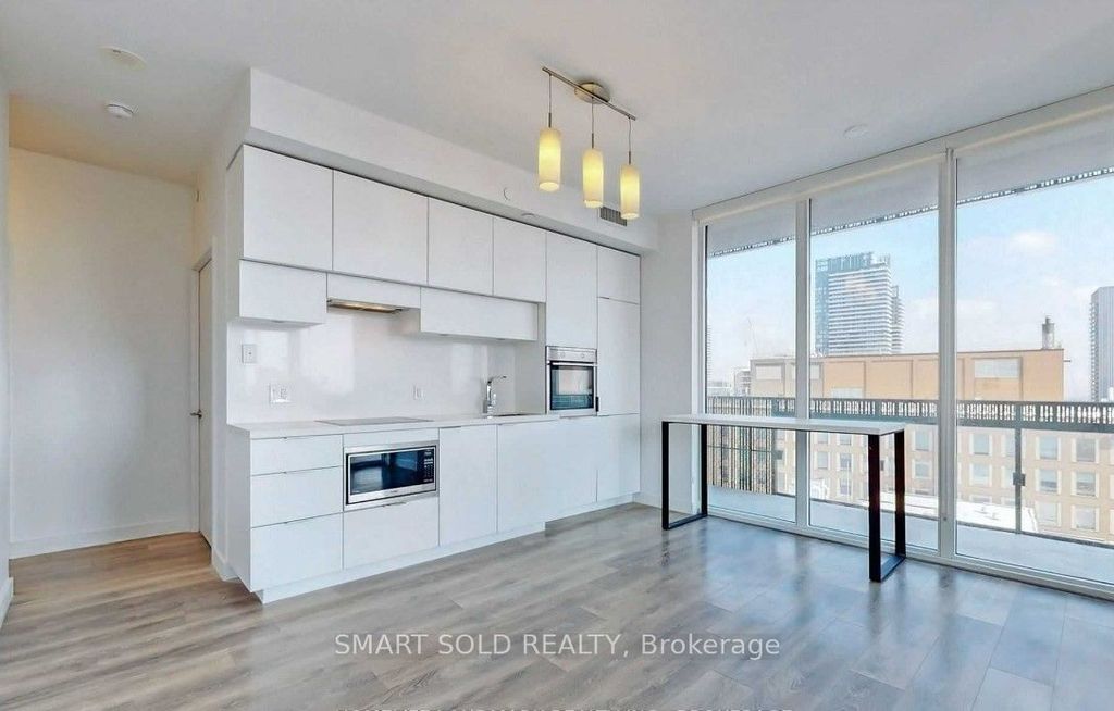 Photo of 8 Eglinton Avenue E #1011, Toronto, ON M4P 0C1 (MLS # C12433679)