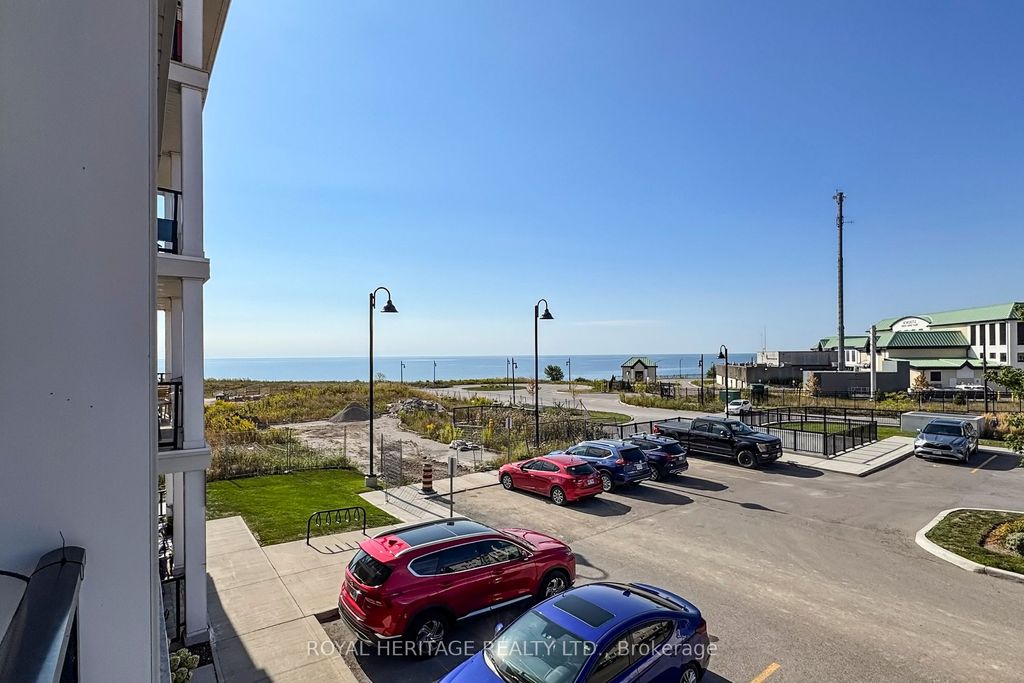 Photo of 70 Shipway Avenue #214, Clarington, ON L1B 0V7 (MLS # E12719824)