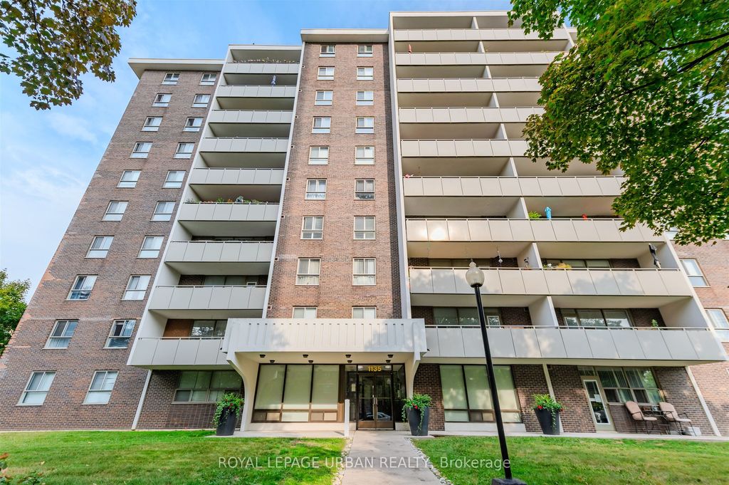 Photo of 1135 Logan Avenue #806, Toronto, ON M4K 3Y2 (MLS # E12418538)