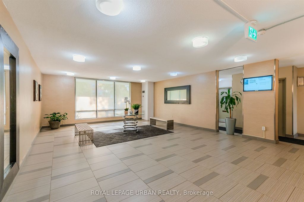 Photo of 1135 Logan Avenue #806, Toronto, ON M4K 3Y2 (MLS # E12418538)