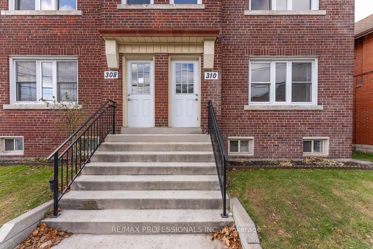 308 Jane Street Upper