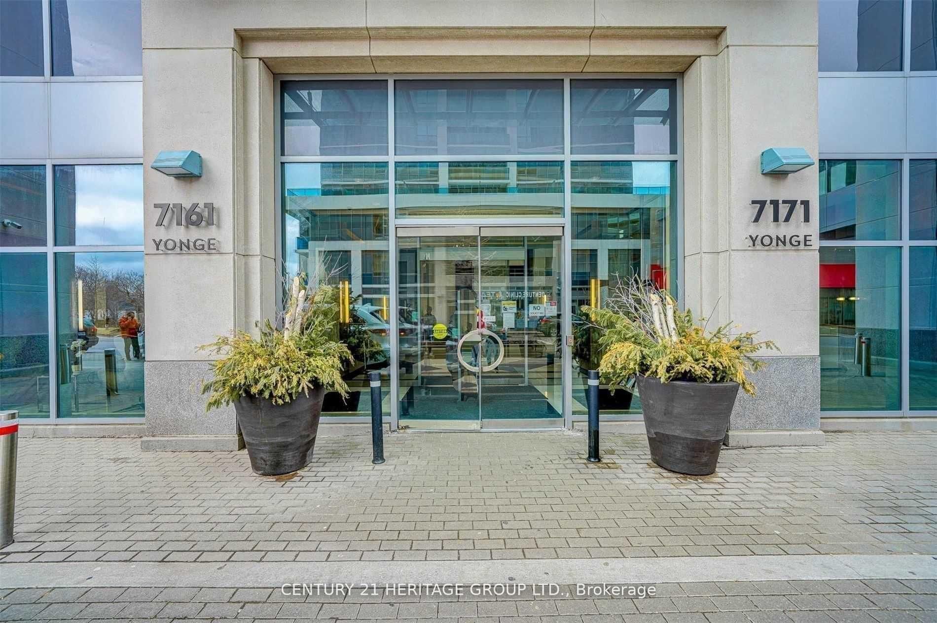 7171 Yonge Street 2803