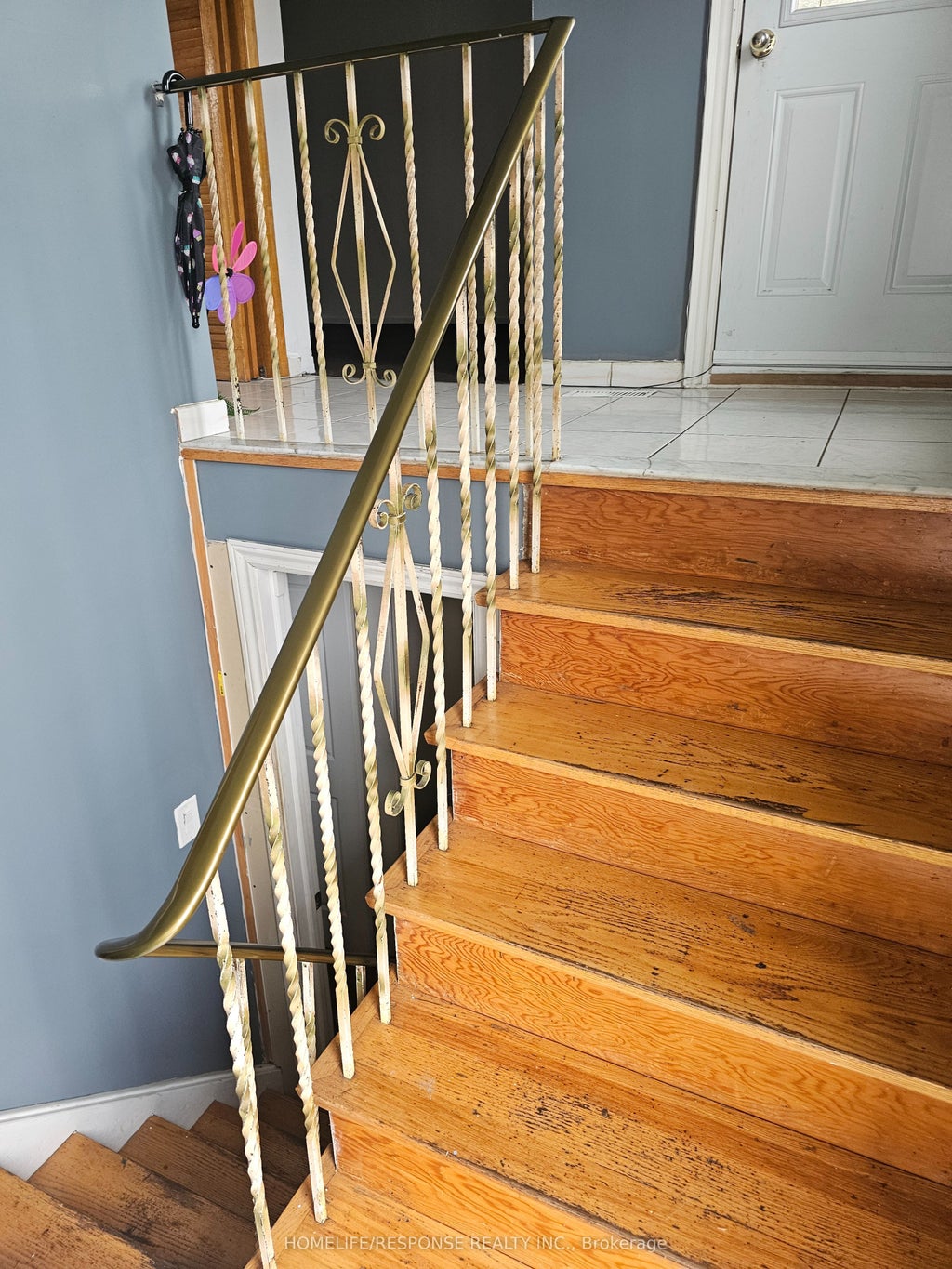 Photo of 9 SONGWOOD Drive, Toronto, ON M9M 1X4 (MLS # W14020216)