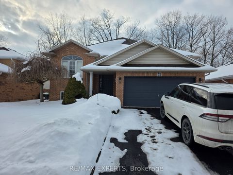 Property photo of 73 foxtail avenue, welland, ON l3c 7j6