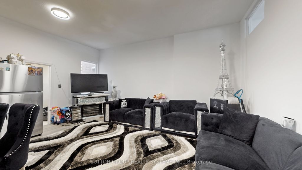 Photo of 337 Perth Avenue, Toronto, ON M6P 3X9 (MLS # W12814166)