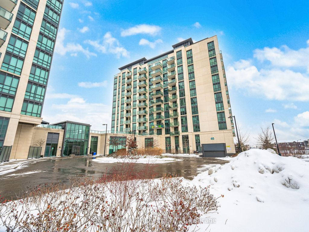 Photo of 65 Yorkland Boulevard #811, Brampton, ON L6P 4M5 (MLS # W13008226)