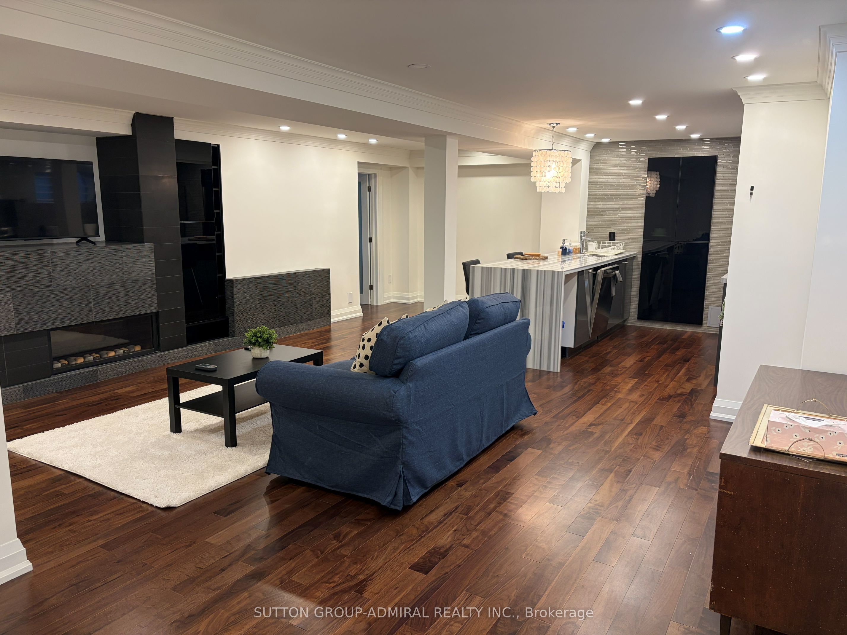 107 Princeton Gate Basement