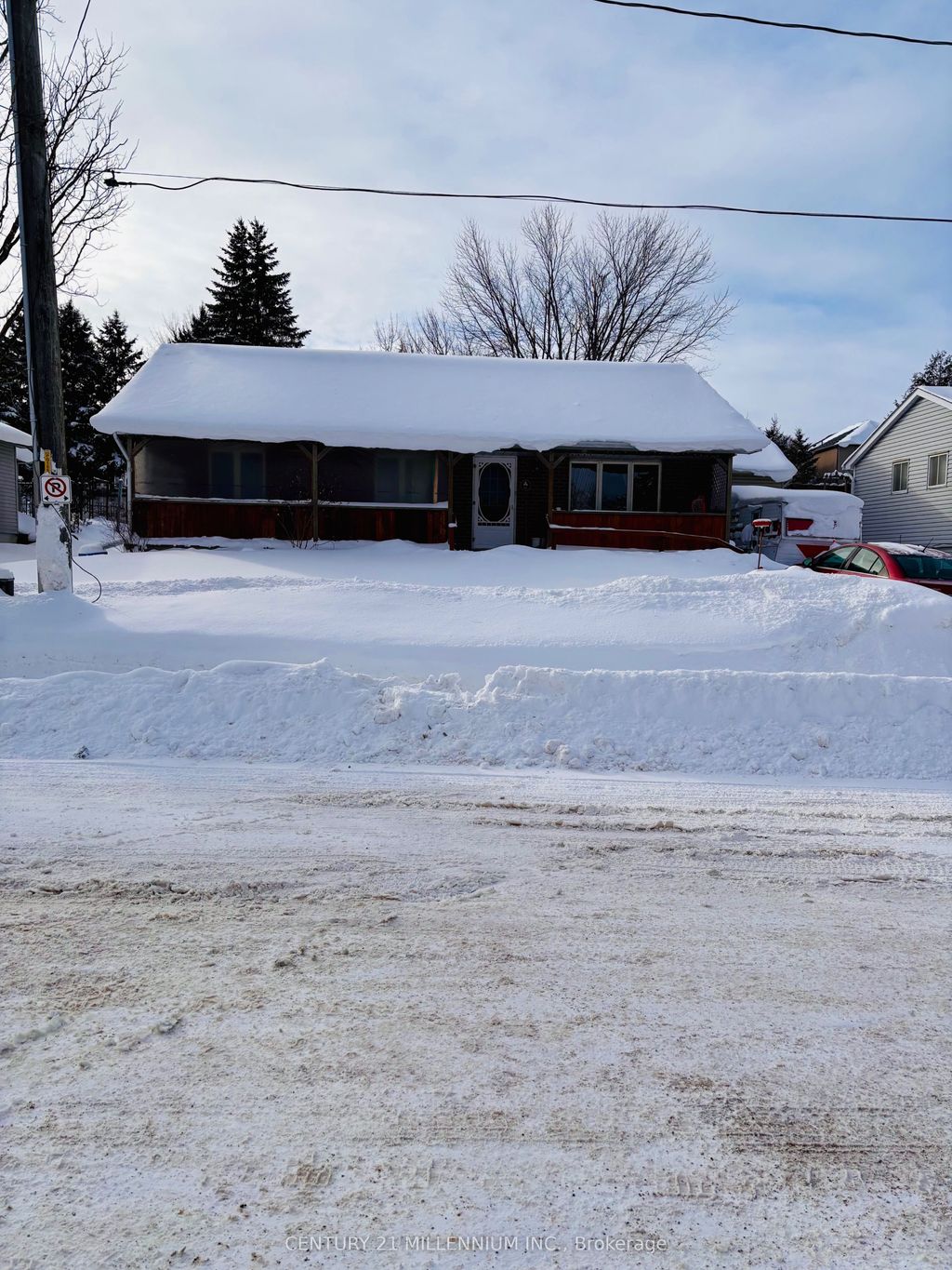 Photo of 98 Leeson Street S, East Luther Grand Valley, ON L0N 1G0 (MLS # X12744432)