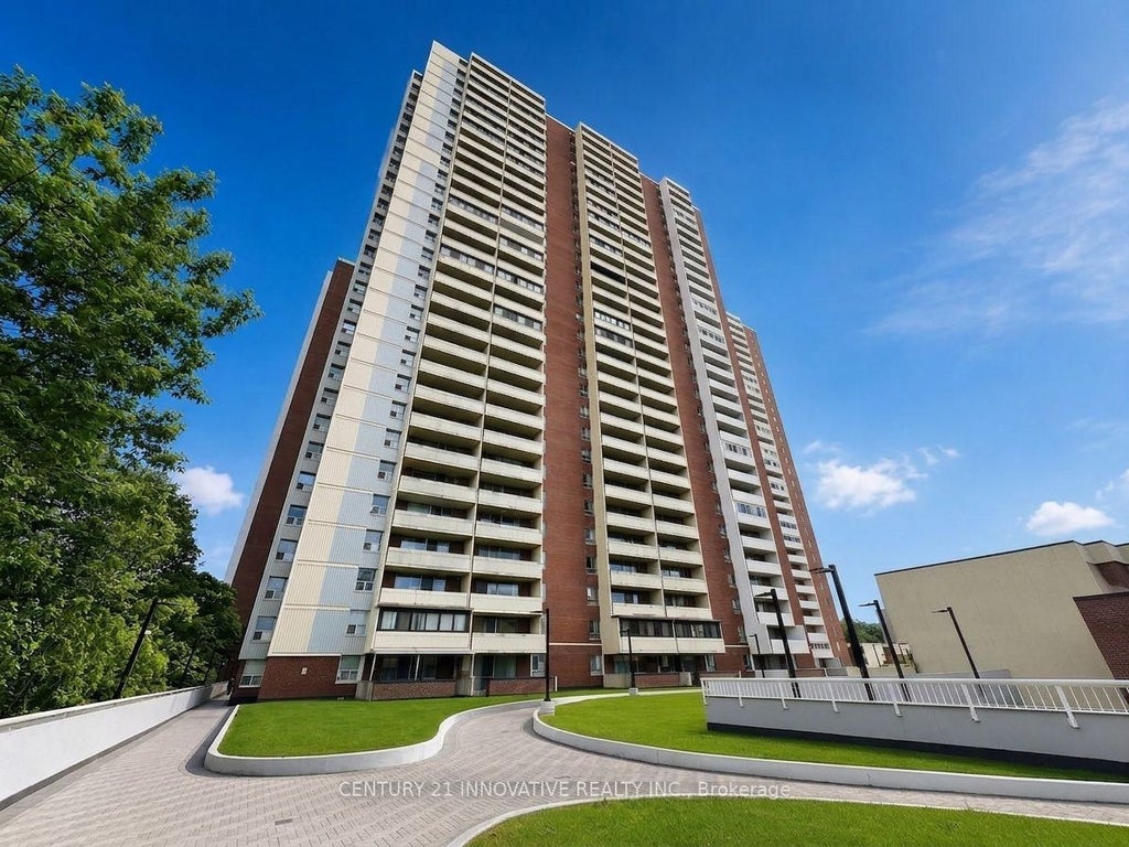 Photo of 1 Massey Square #609, Toronto, ON M4C 5L4 (MLS # E13711772)