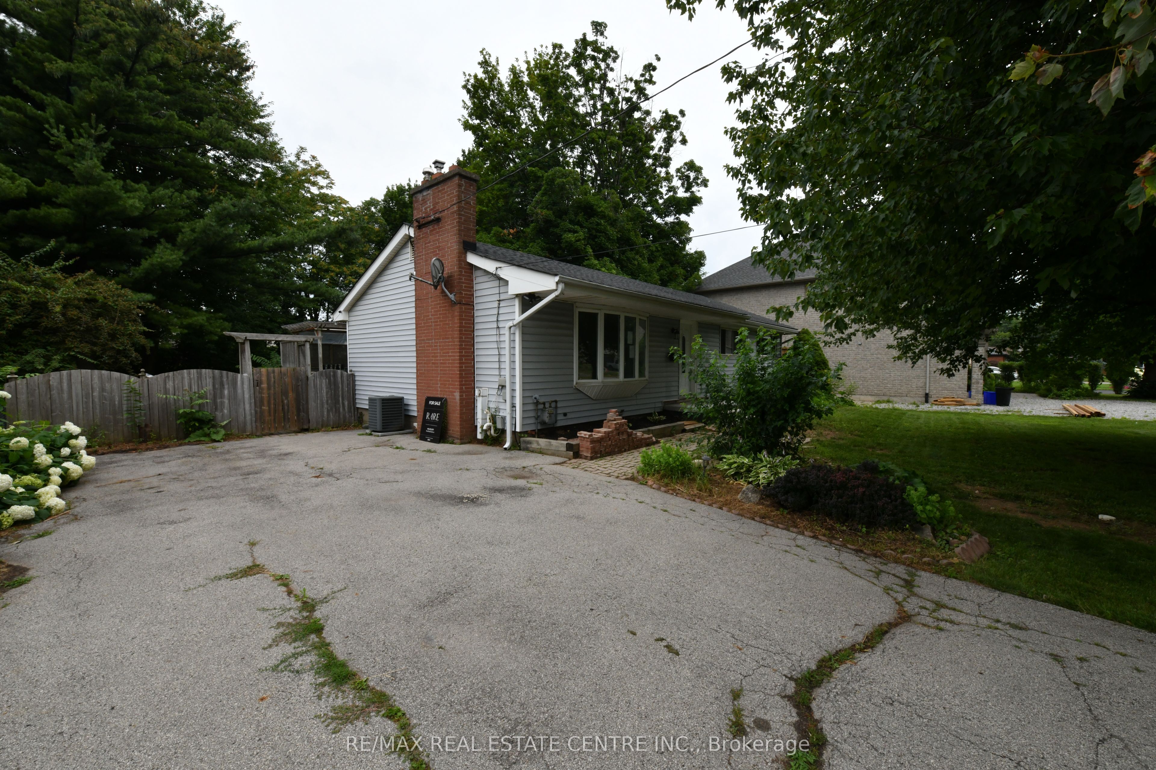 15 Miller Drive