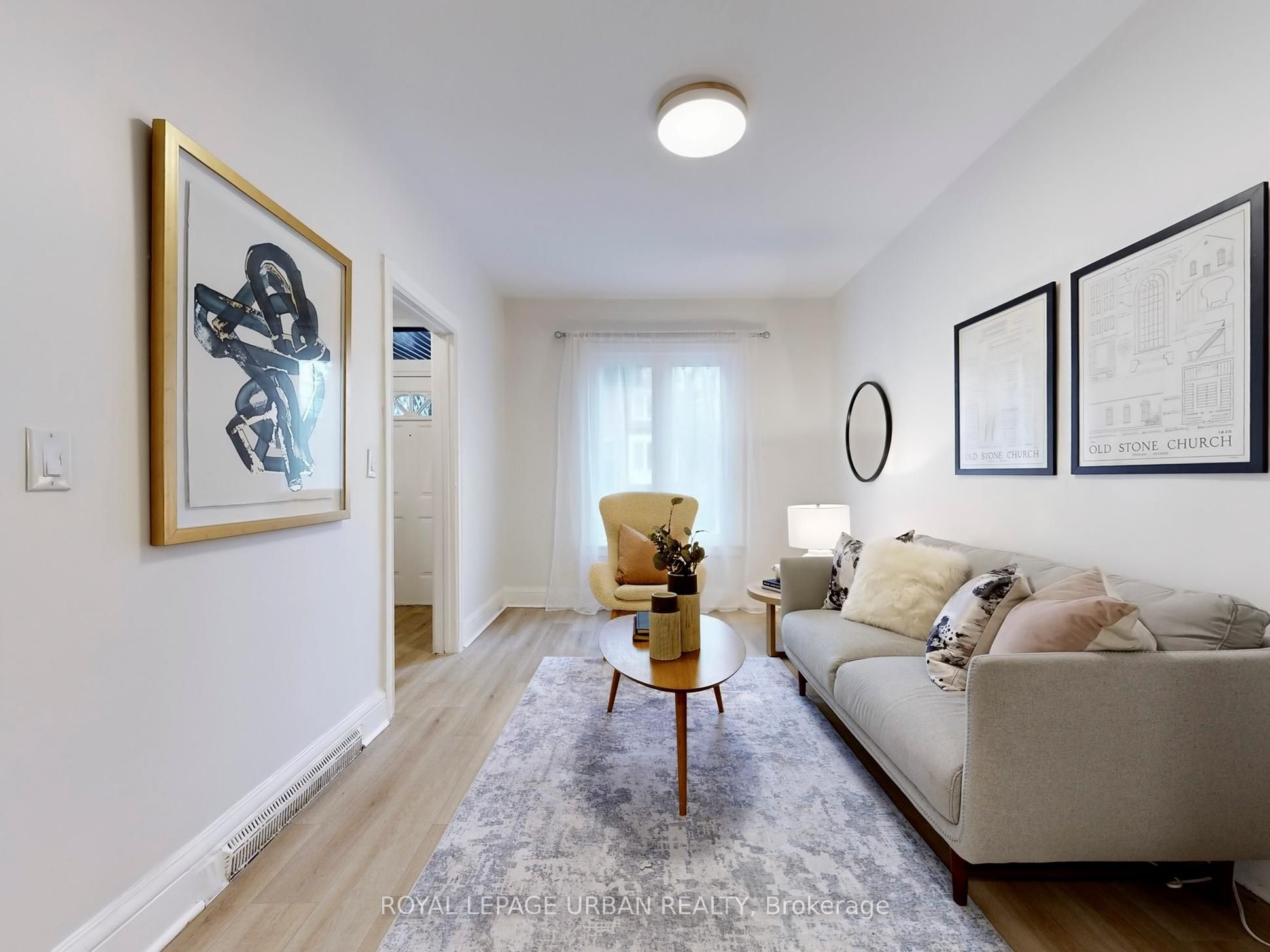 772 Richmond Street W