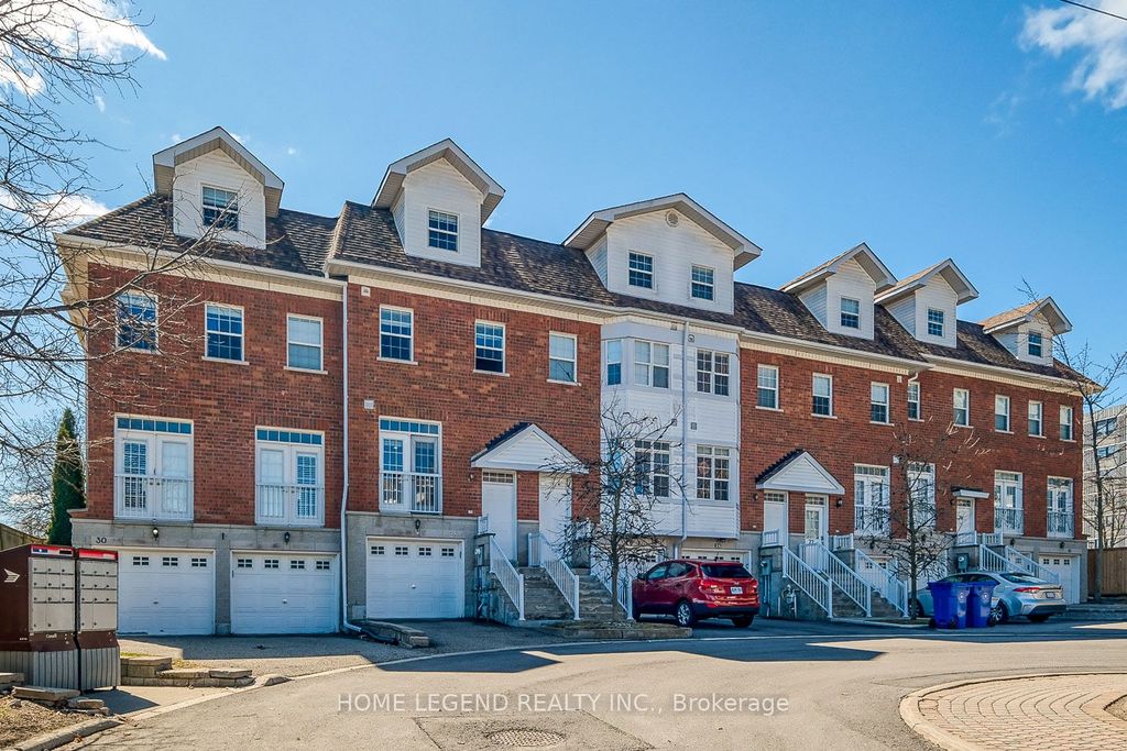 Photo of 28 Loring Doolittle Court, Aurora, ON L4G 7Y8 (MLS # N12994164)