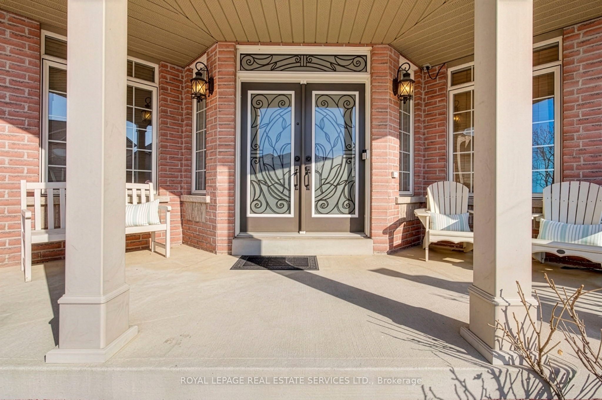 2219 Wuthering Heights Way