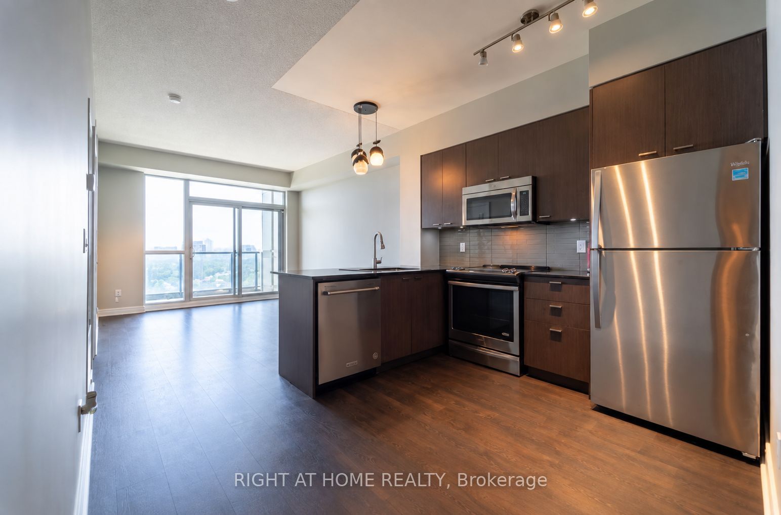 88 Sheppard Avenue E 3003
