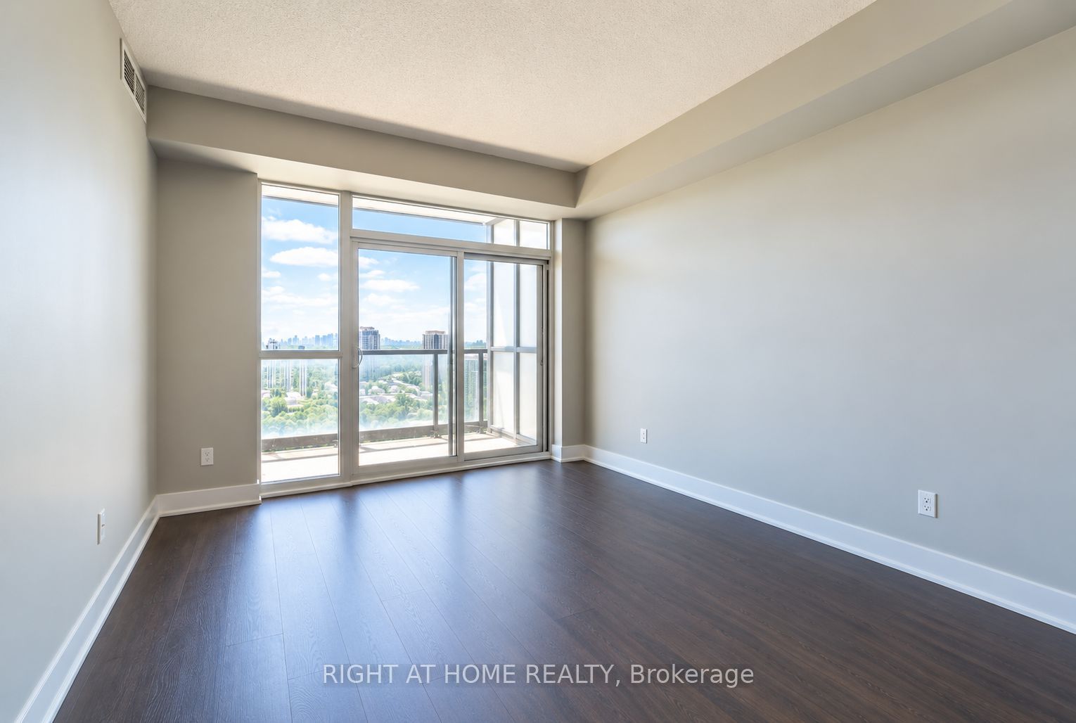 88 Sheppard Avenue E 3003