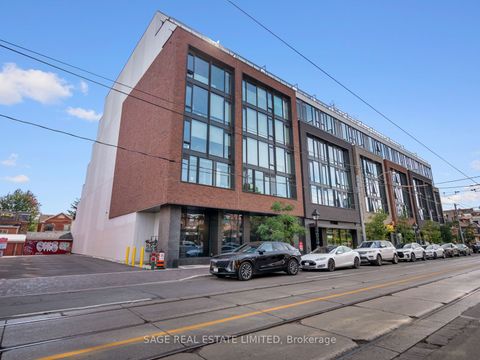 899 College Street W PH 621 Toronto ON M6H 3P7