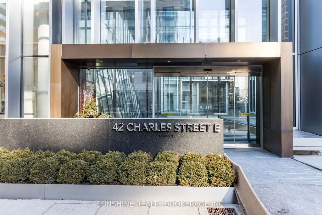 Photo of 42 Charles Street E #1609, Toronto, ON M4Y 0B7 (MLS # C12799050)