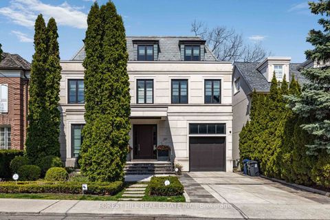 221 Dunvegan Road Toronto ON M5P 2P3