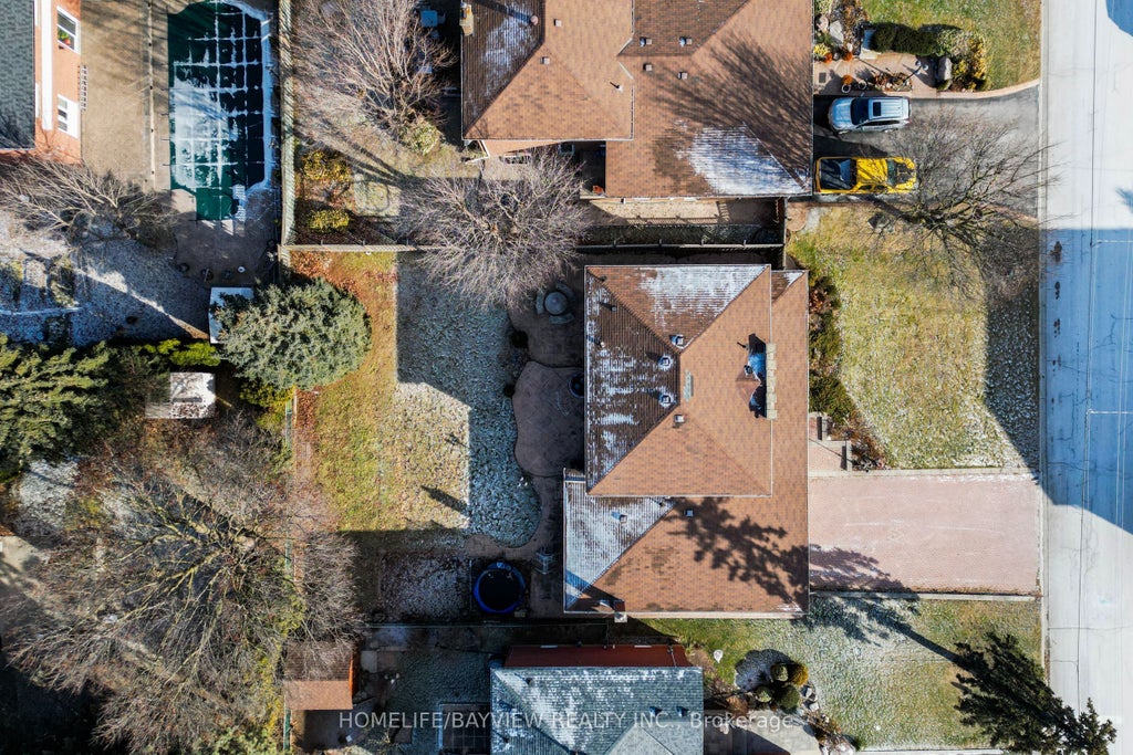 Photo of 16 Roosevelt Drive, Richmond Hill, ON L4C 6V3 (MLS # N13935246)