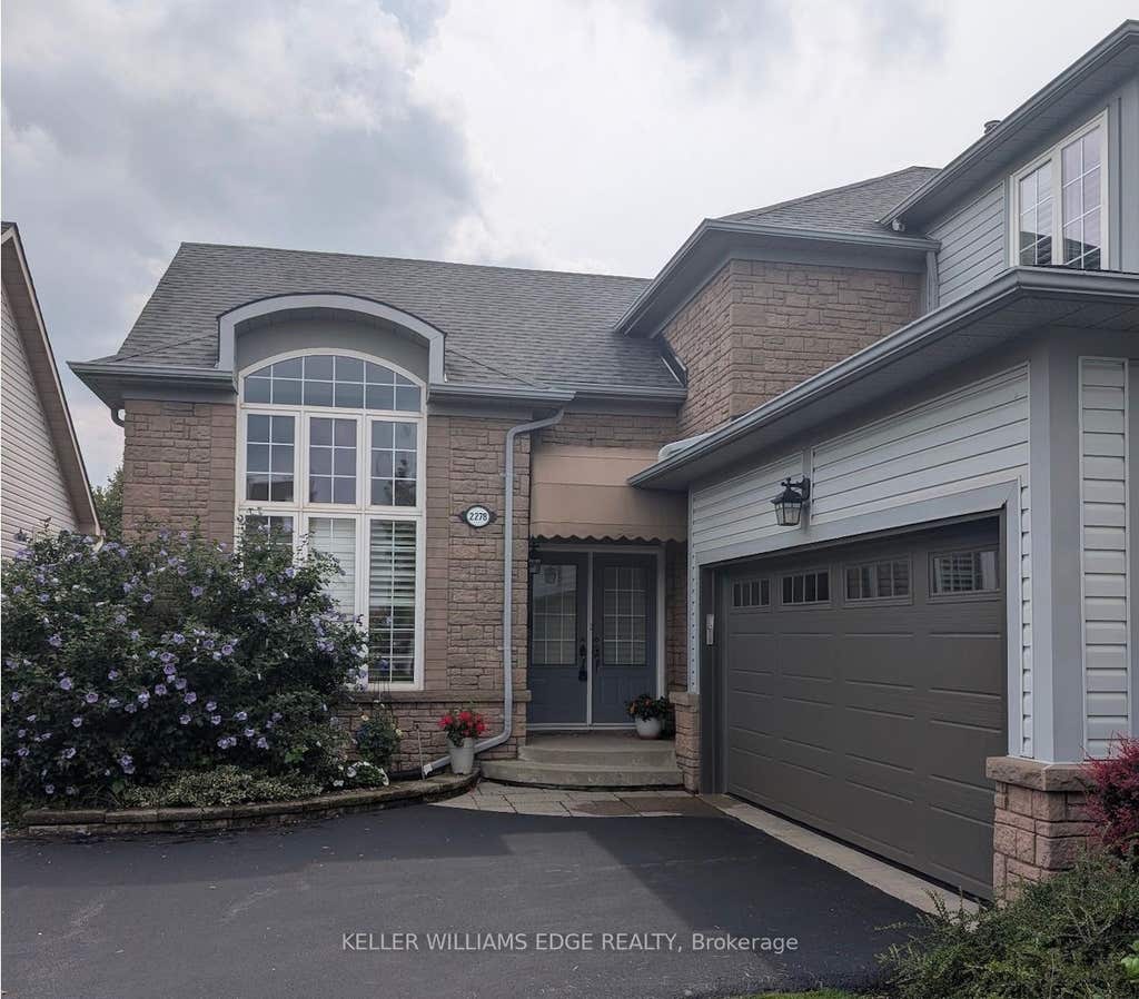 Photo of 2278 Turnberry Road #13, Burlington, ON L7M 4S6 (MLS # W13652602)