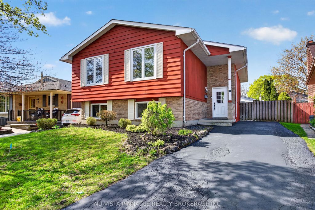 Photo of 15 Tumbleweed Crescent, London South, ON N6E 2N5 (MLS # X13079622)