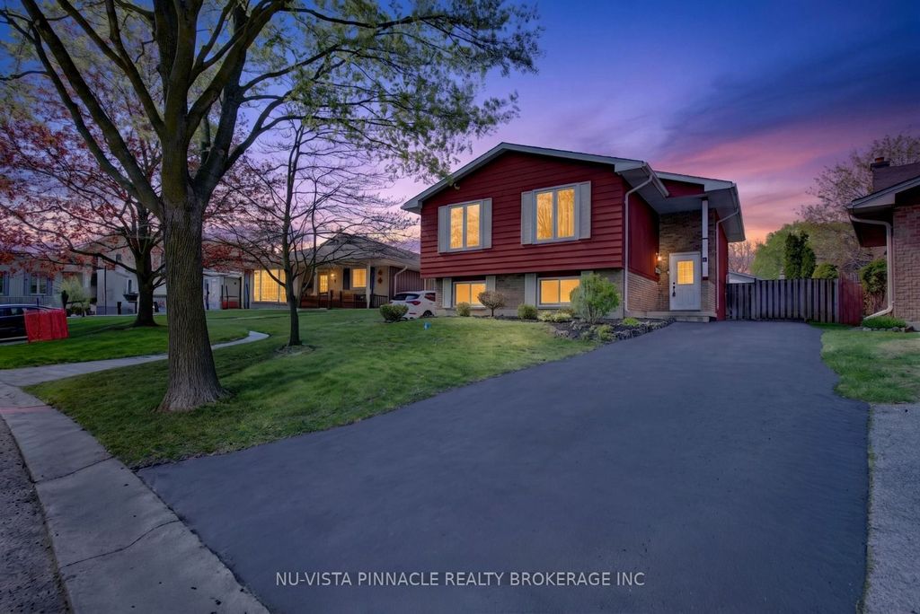 Photo of 15 Tumbleweed Crescent, London South, ON N6E 2N5 (MLS # X13079622)
