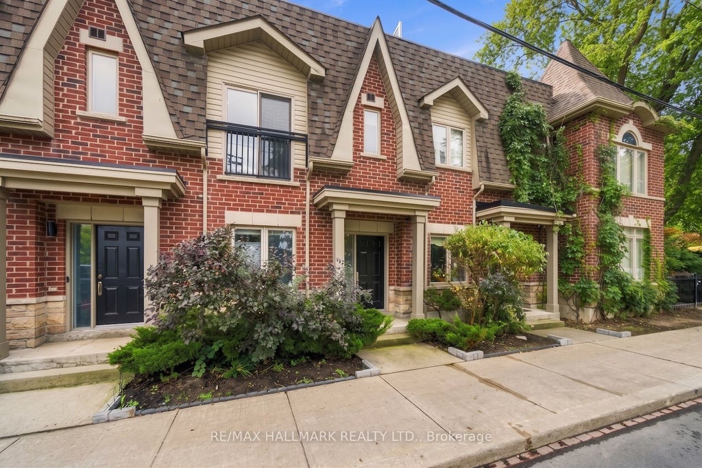 Photo of 549 Shuter Street, Toronto, ON M5A 1X9 (MLS # C13800734)
