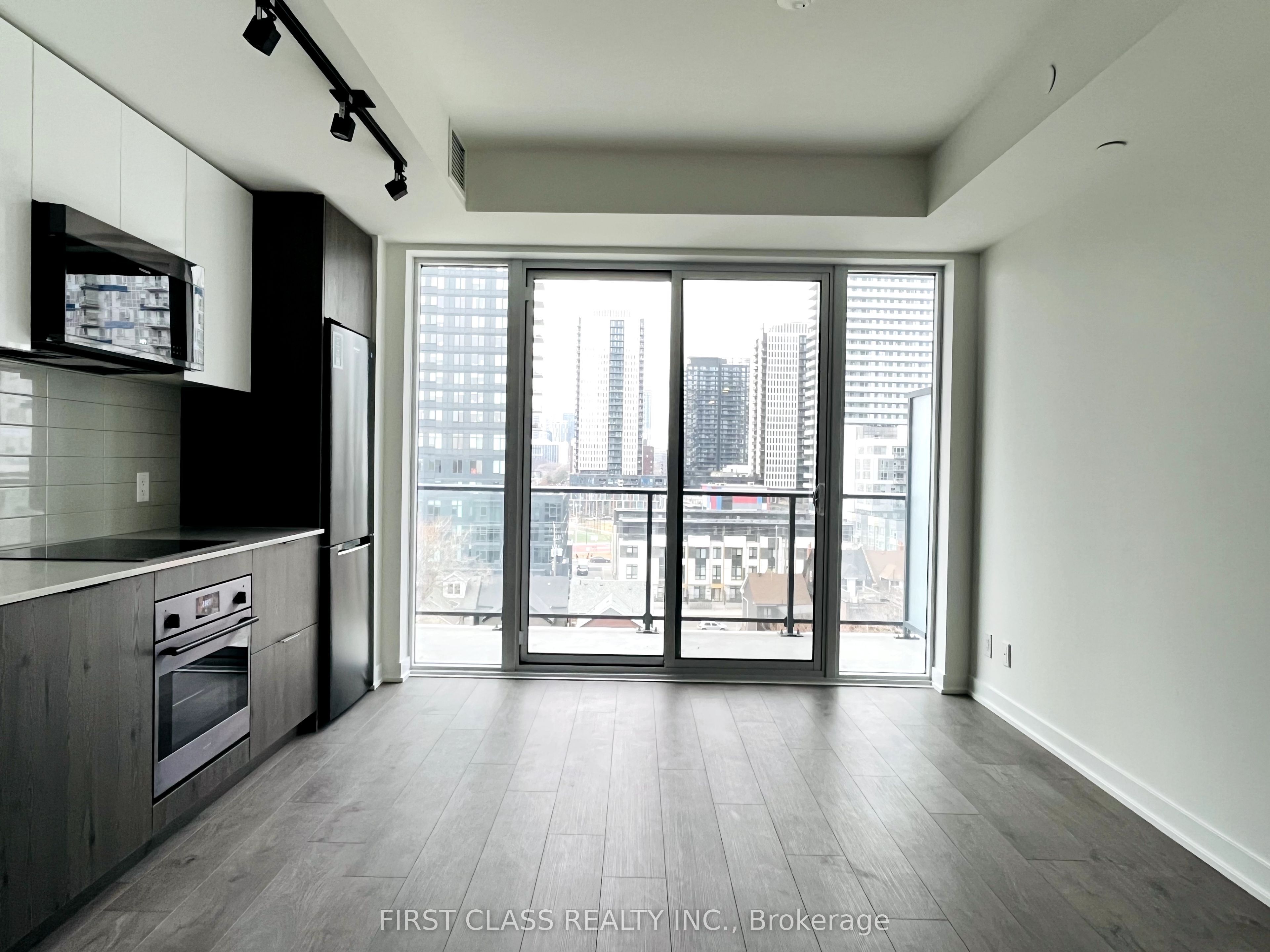 5 Defries Street 717