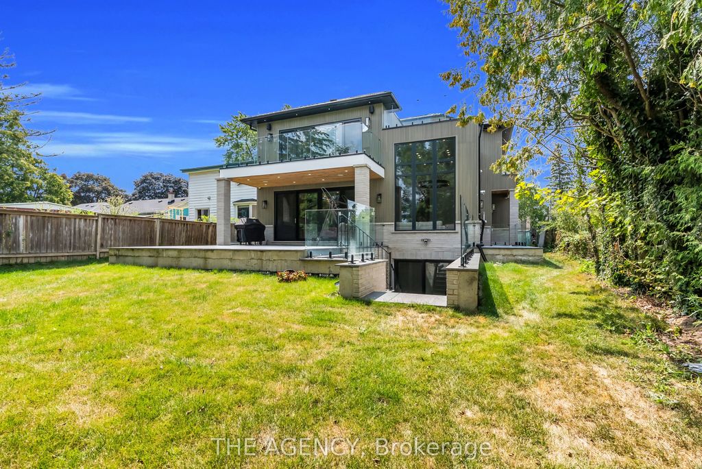 Photo of 9 Earl Street, Mississauga, ON L5M 1N6 (MLS # W12684232)