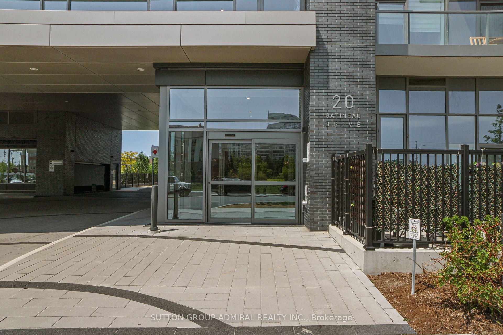 20 Gatineau Drive 710