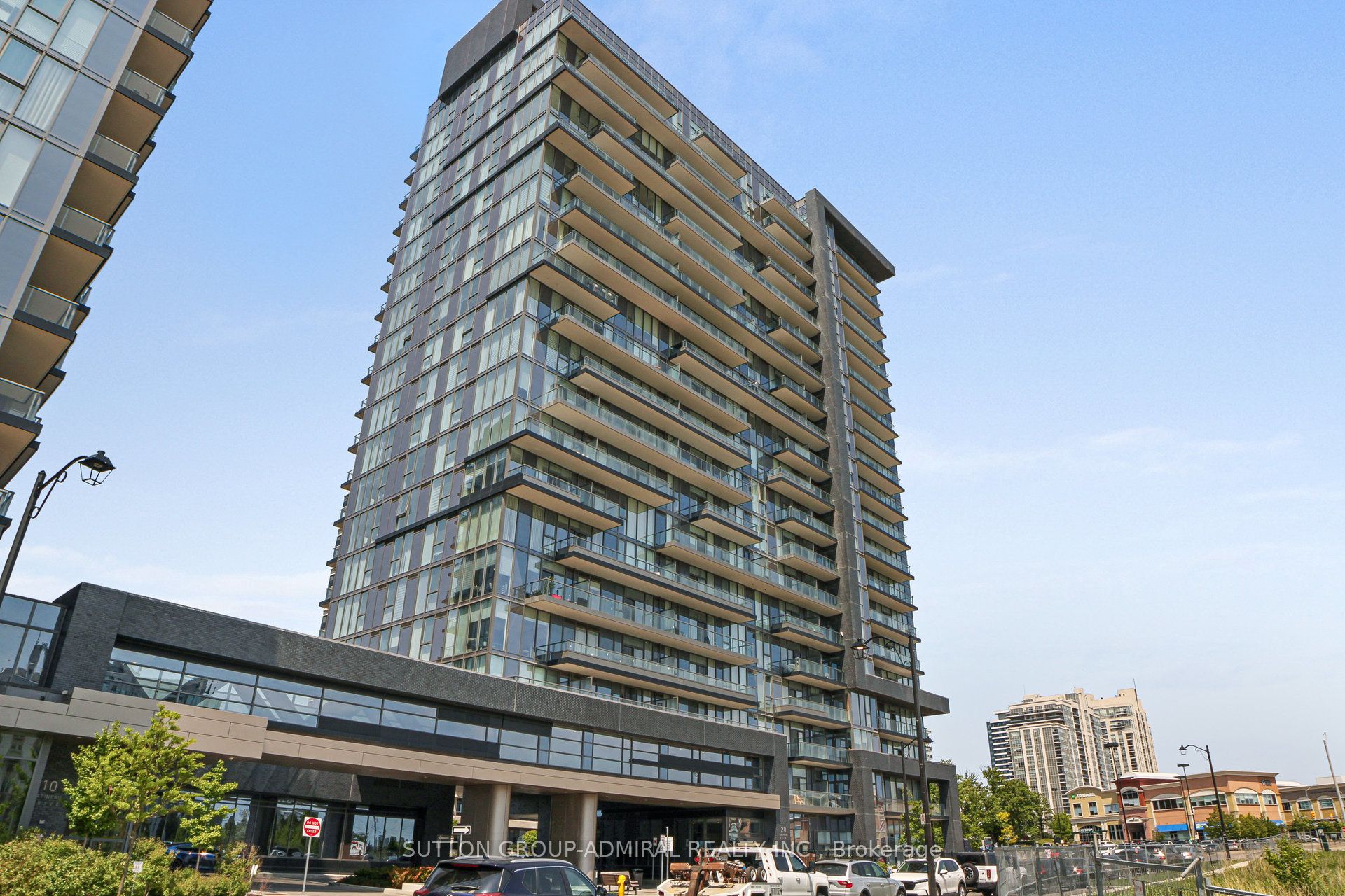 20 Gatineau Drive 710