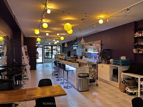 1193 Dundas Street Toronto ON M6J 1X3