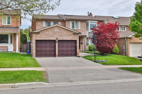 19 Bevshire Circle Vaughan ON L4J 5B3