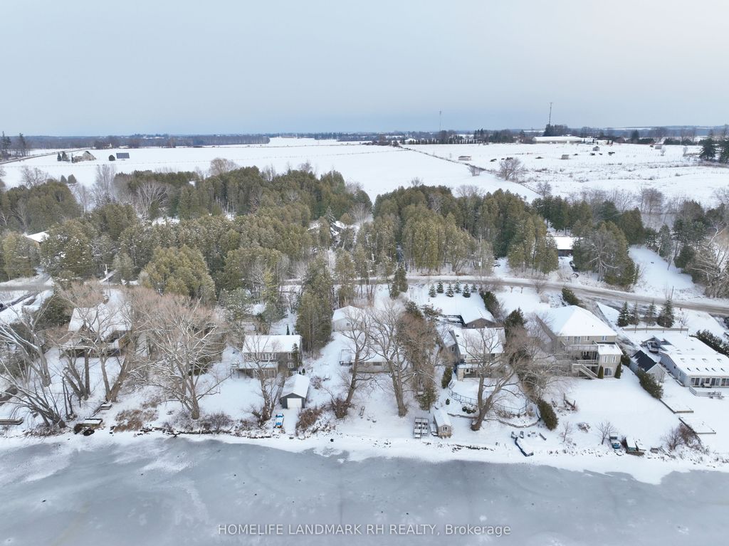 Photo of 260 Portview Road, Scugog, ON L9L 1B4 (MLS # E12841058)