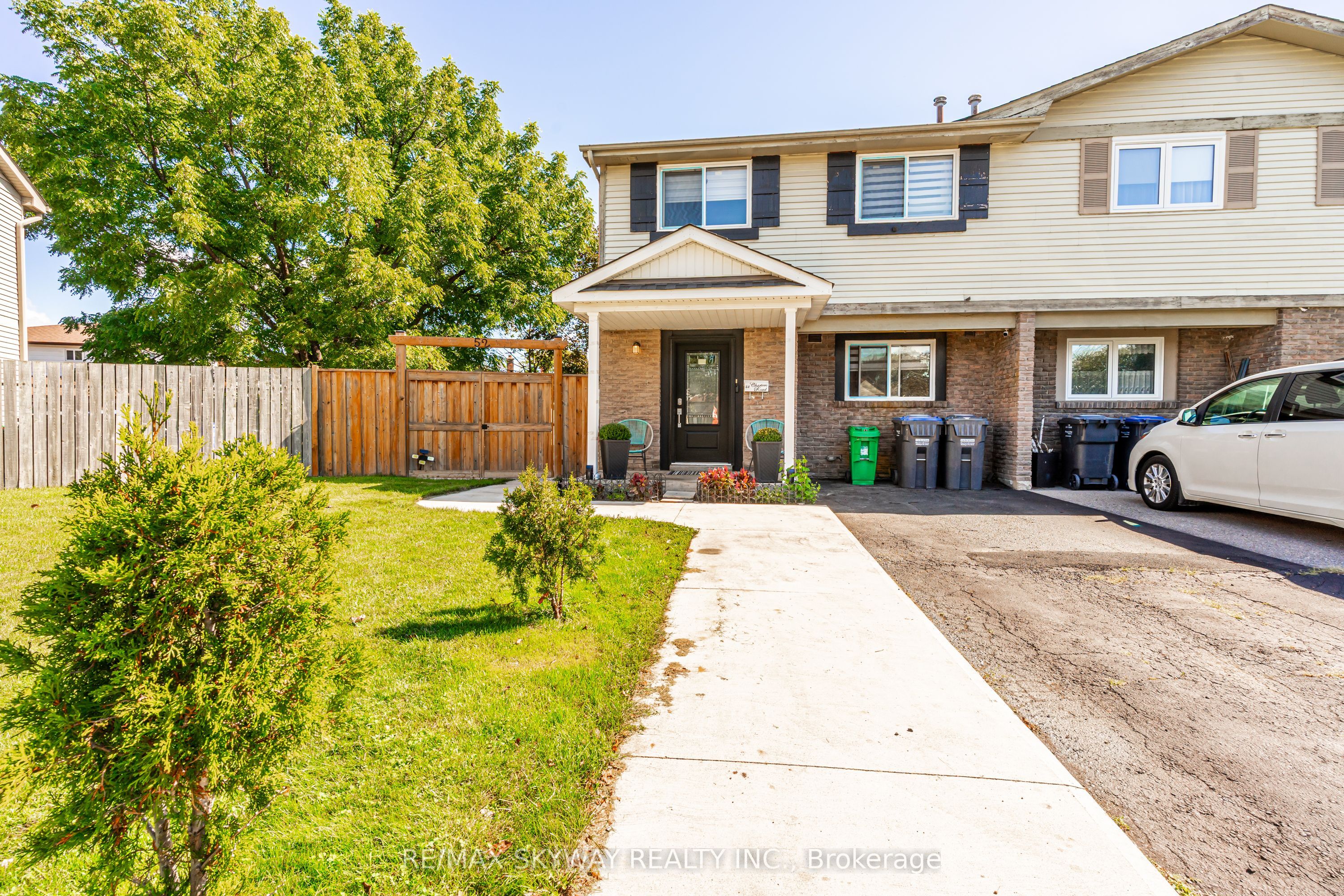 52 Charters Road