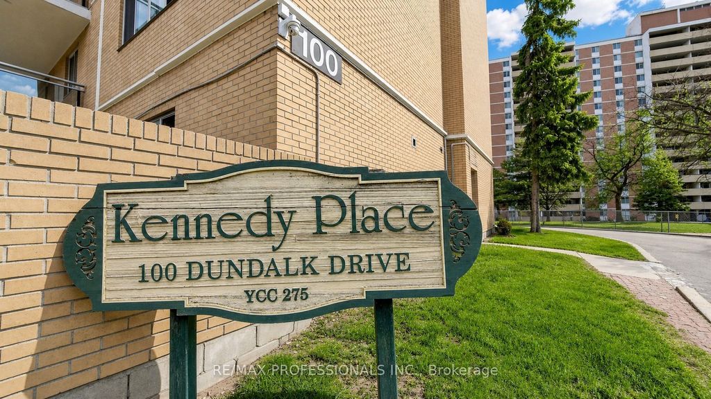 Photo of 100 Dundalk Drive #809, Toronto, ON M1P 4V2 (MLS # E13076980)