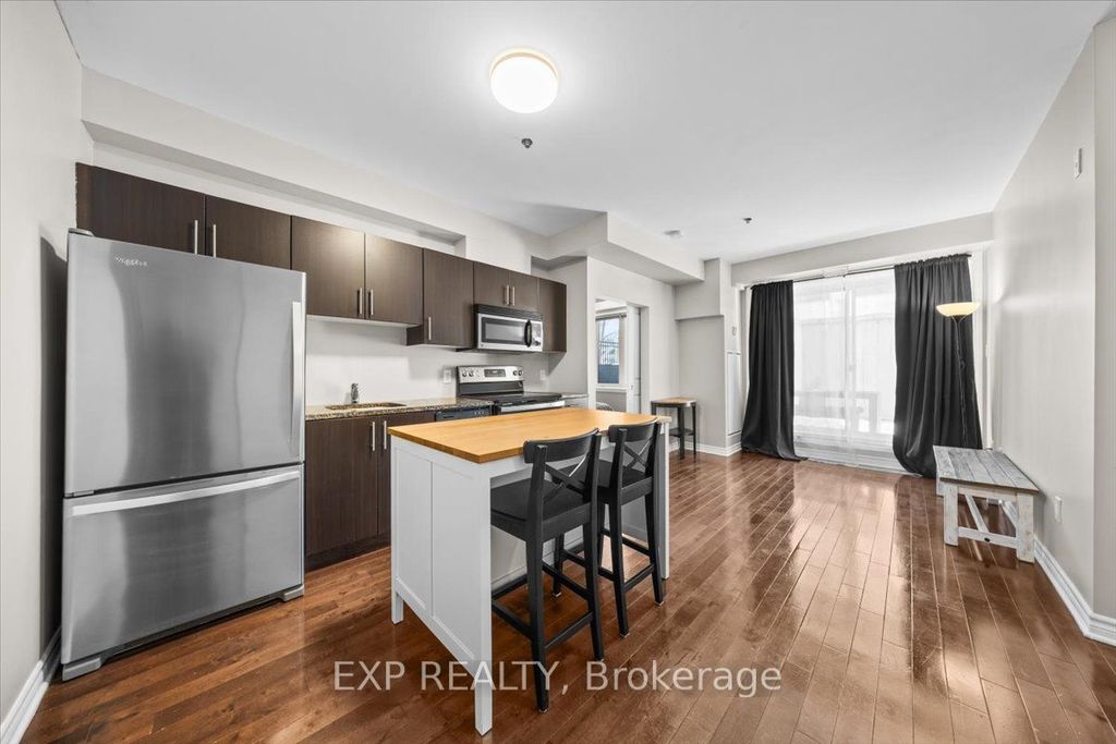 Photo of 429 Kent Street #118, Ottawa Centre, ON K2P 1B5 (MLS # X12844380)