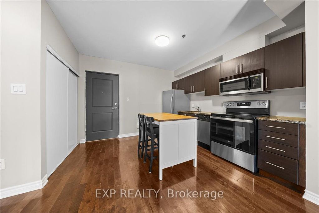 Photo of 429 Kent Street #118, Ottawa Centre, ON K2P 1B5 (MLS # X12844380)