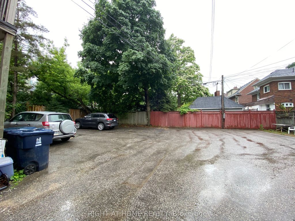 Photo of 1196 Avenue Road, Toronto, ON M5N 2G1 (MLS # C12486872)