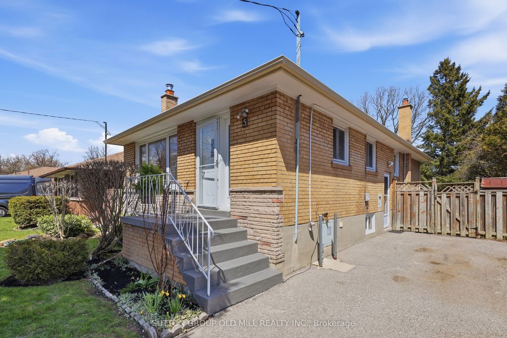 Photo of 5 Greyabbey Trail, Toronto, ON M1E 1V6 (MLS # E13087440)