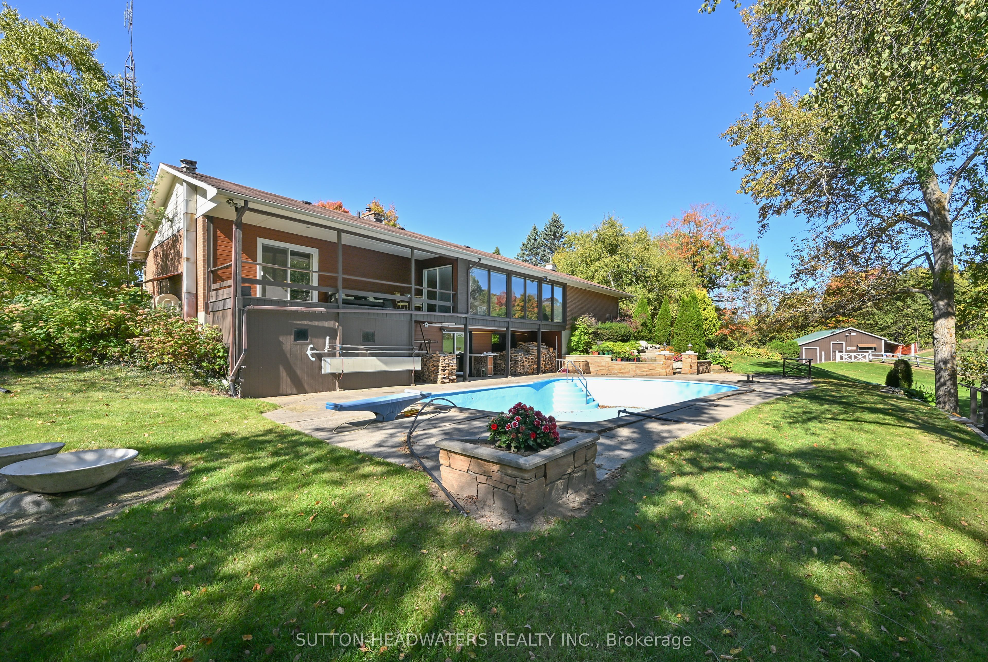 16735 Mississauga Road