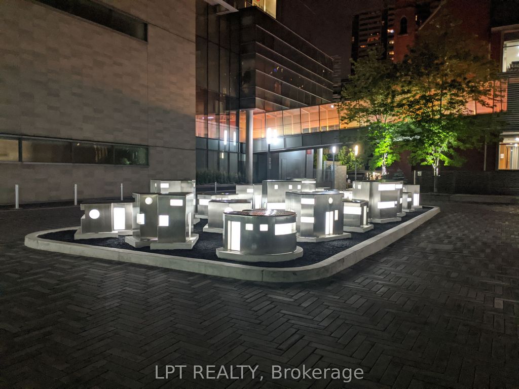Photo of 281 Mutual Street #403, Toronto, ON M4Y 3C4 (MLS # C12895852)