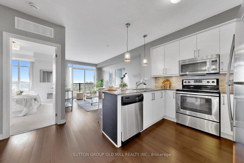 Photo of 3563 Lake Shore Boulevard W #707, Toronto, ON M8W 0A3 (MLS # W13437740)
