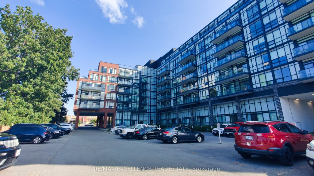 Photo of 681 Yonge Street #524, Barrie, ON L4N 4E8 (MLS # S13794732)