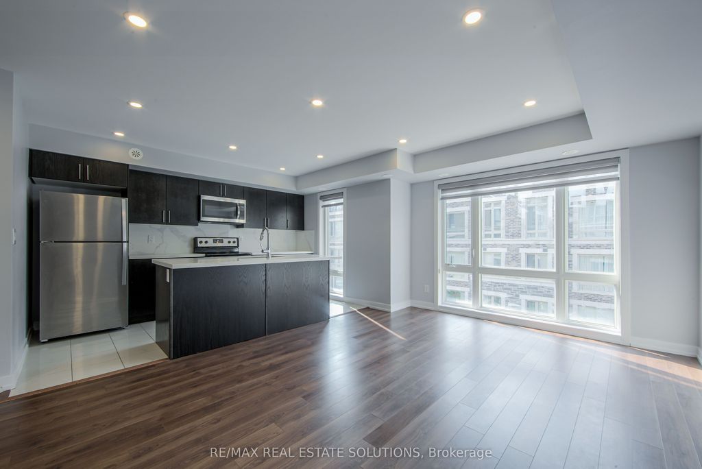 Photo of 30 Dunsheath Way #512, Markham, ON L6B 1N3 (MLS # N12820592)