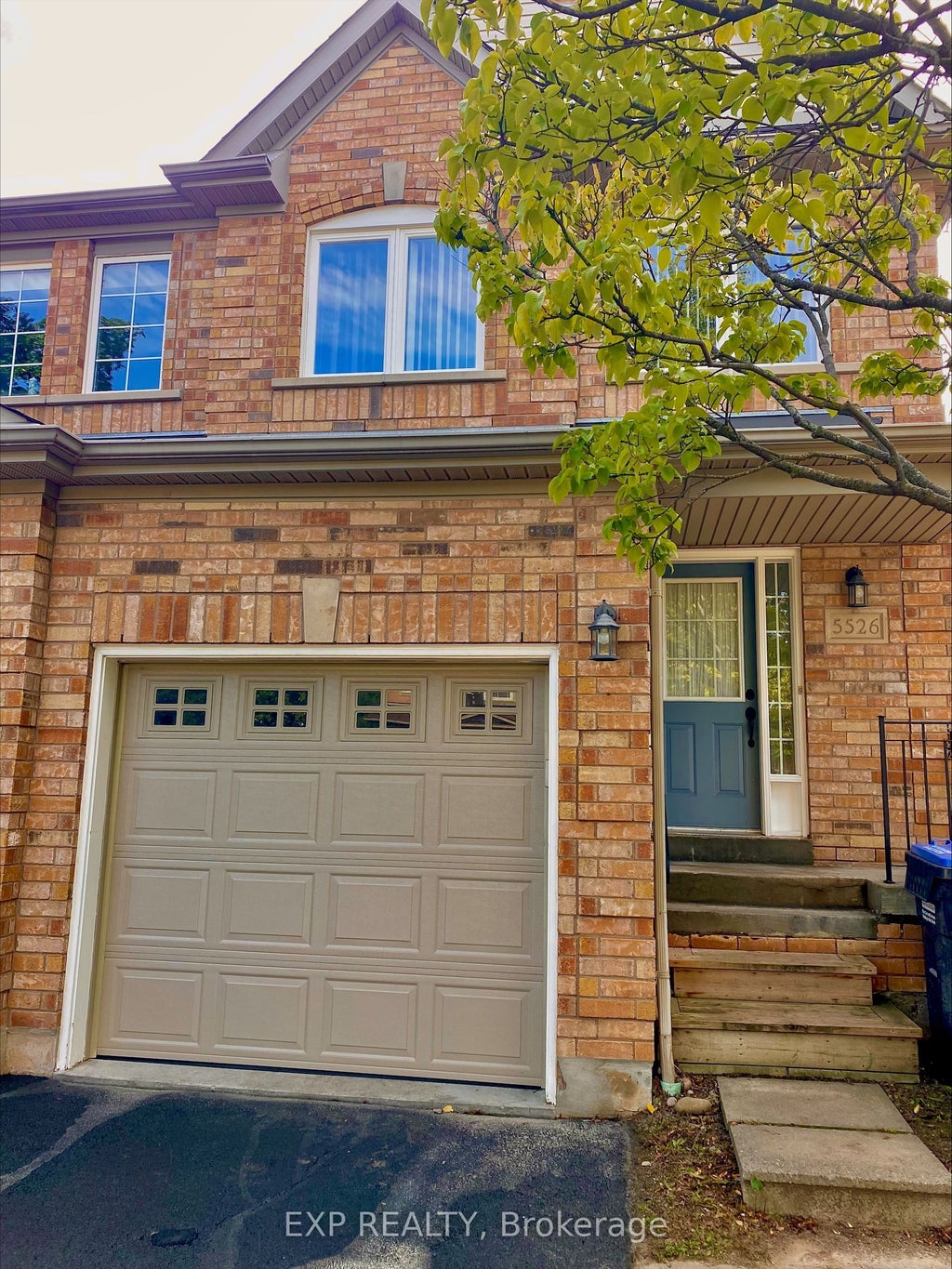 Photo of 5526 Creditrise Place W, Mississauga, ON L5M 6E3 (MLS # W14123182)