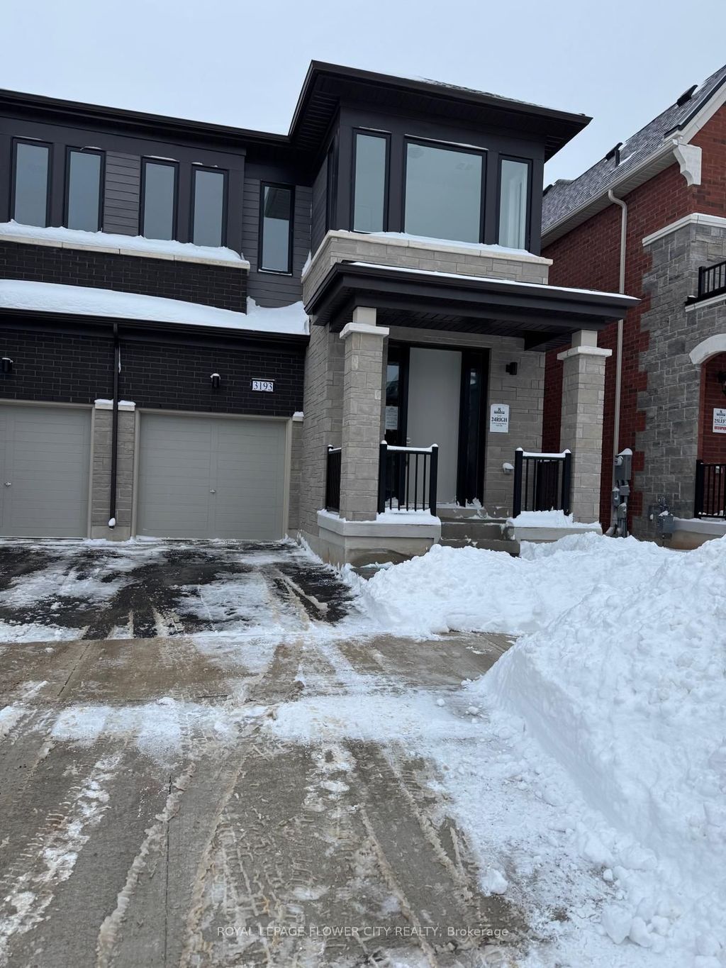 Photo of 3193 Crystal Drive, Oakville, ON L6M 0W8 (MLS # W12769758)